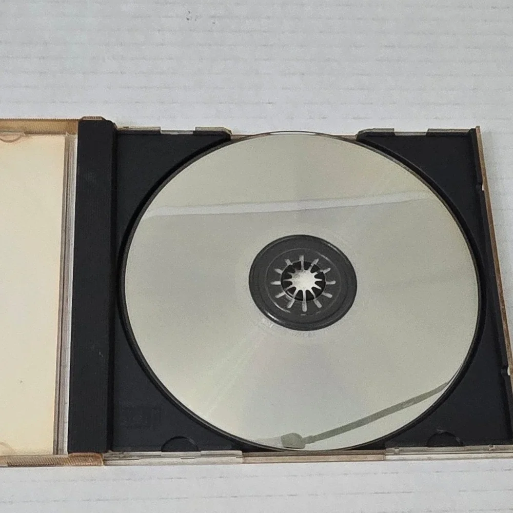 Vintage 1998 Half Life PC CD ROM Game Valve Sierra Studios Complete with Manual